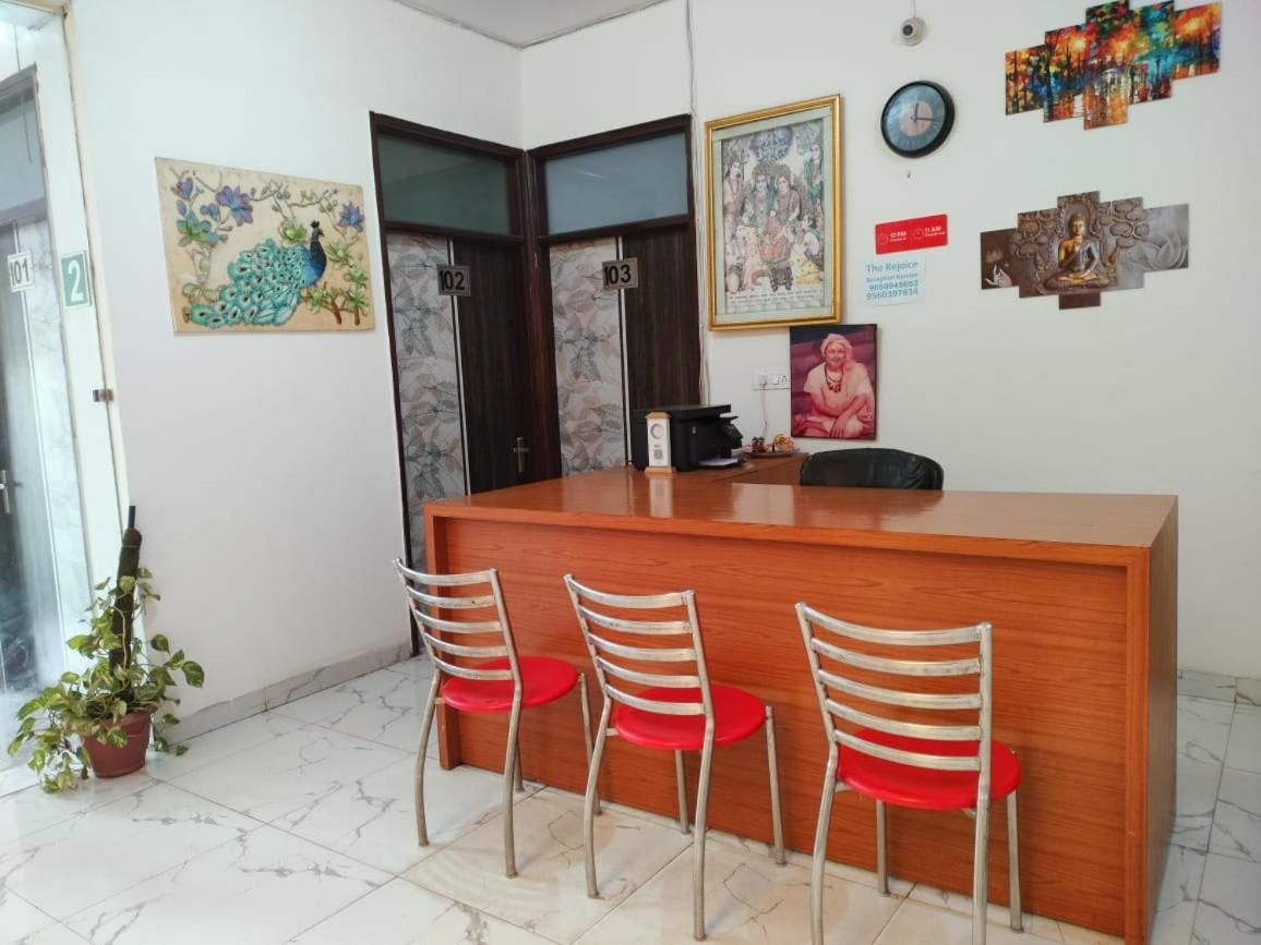 The Rejoice Hotel & Guesthouse Грейтър Нойда Екстериор снимка