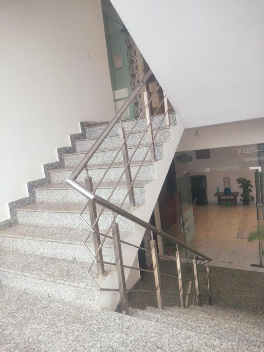 The Rejoice Hotel & Guesthouse Грейтър Нойда Екстериор снимка